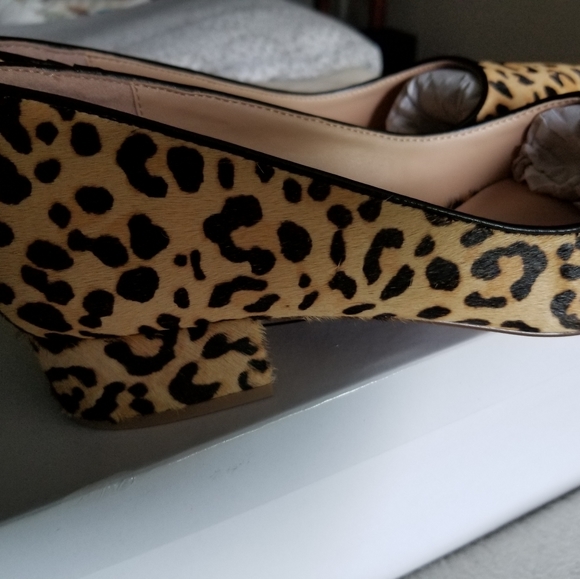 Steve Madden brand new, real fur, w/box - Picture 3 of 3